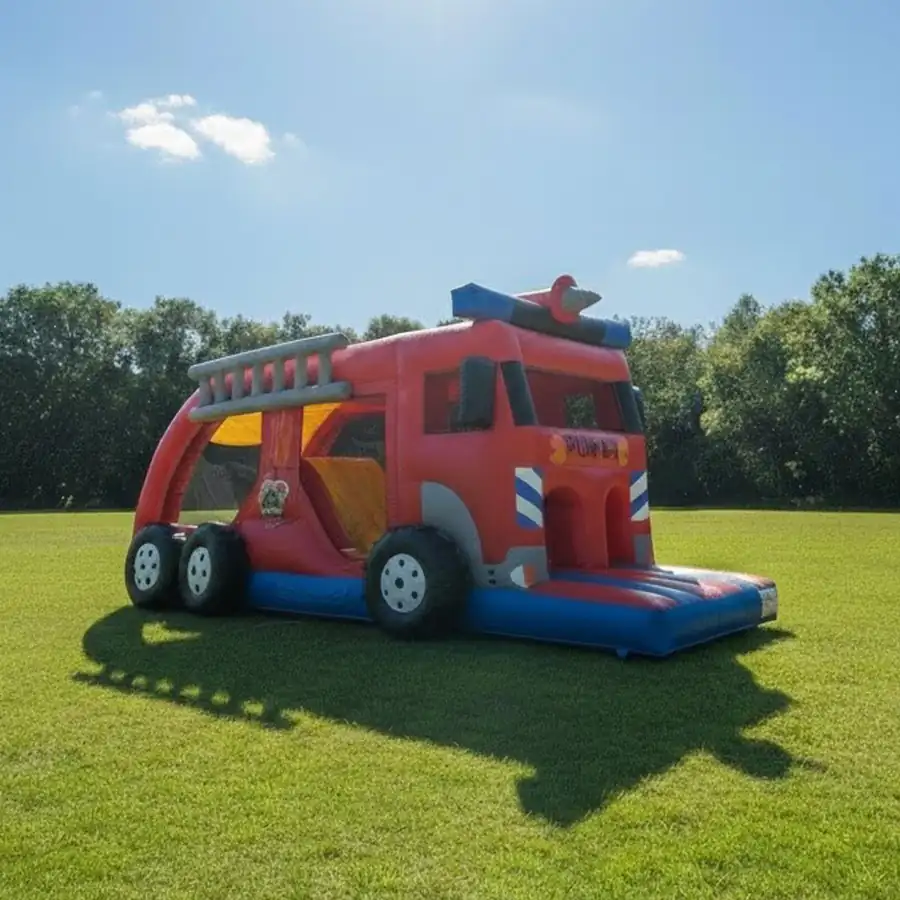 Camion de Pompier — structure gonflable en location