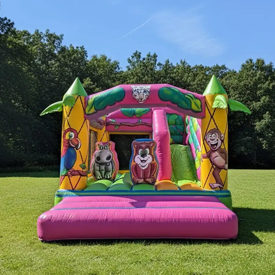 Chateau Jungle Safari — structure gonflable en location